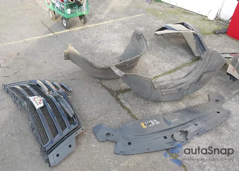 2015 Cadillac Escalade Luxury из США, поврежденный, VIN 1GYS4MKJ1FR540336